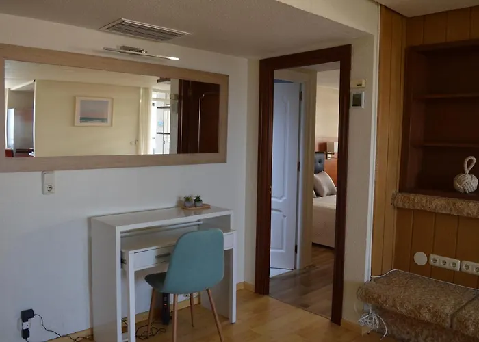 La Nogalera Modern And Spacious With Pool And Sea View