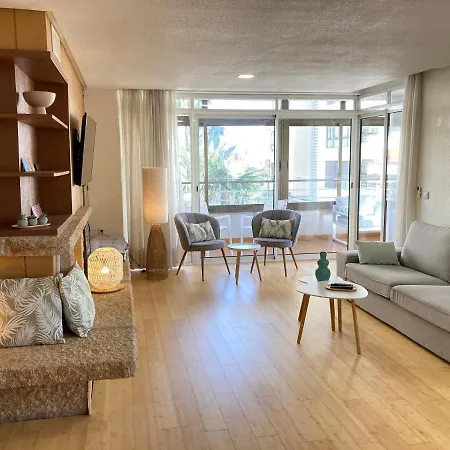 La Nogalera Modern And Spacious With Pool And Sea View
