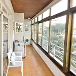 아파트 La Nogalera Modern And Spacious With Pool And Sea View