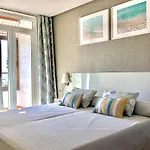 아파트 La Nogalera Modern And Spacious With Pool And Sea View 토레몰리노스