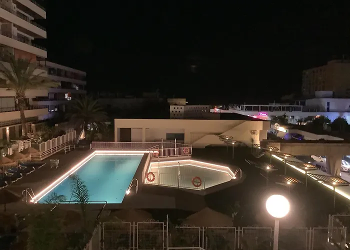 Apartamento La Nogalera Modern And Spacious With Pool And Sea View *